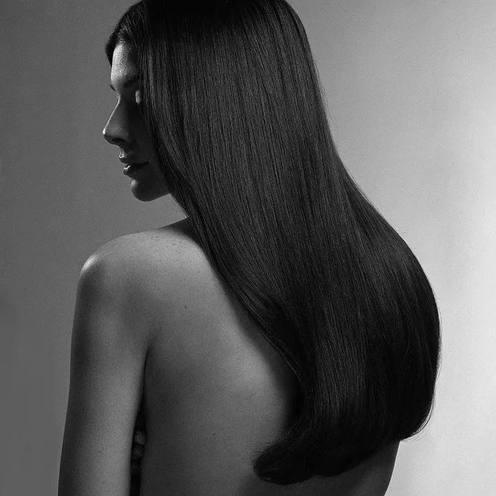 Want visibly smoother and straighter hair minus heat damage? Turn to TRESemmé’s new Silk Press range