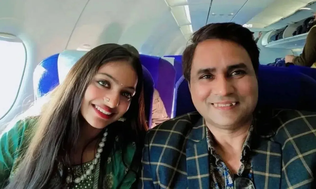 Sanoj Mishra & Monalisa