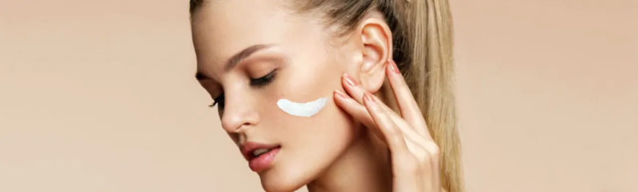 MOISTURISER 00. png
