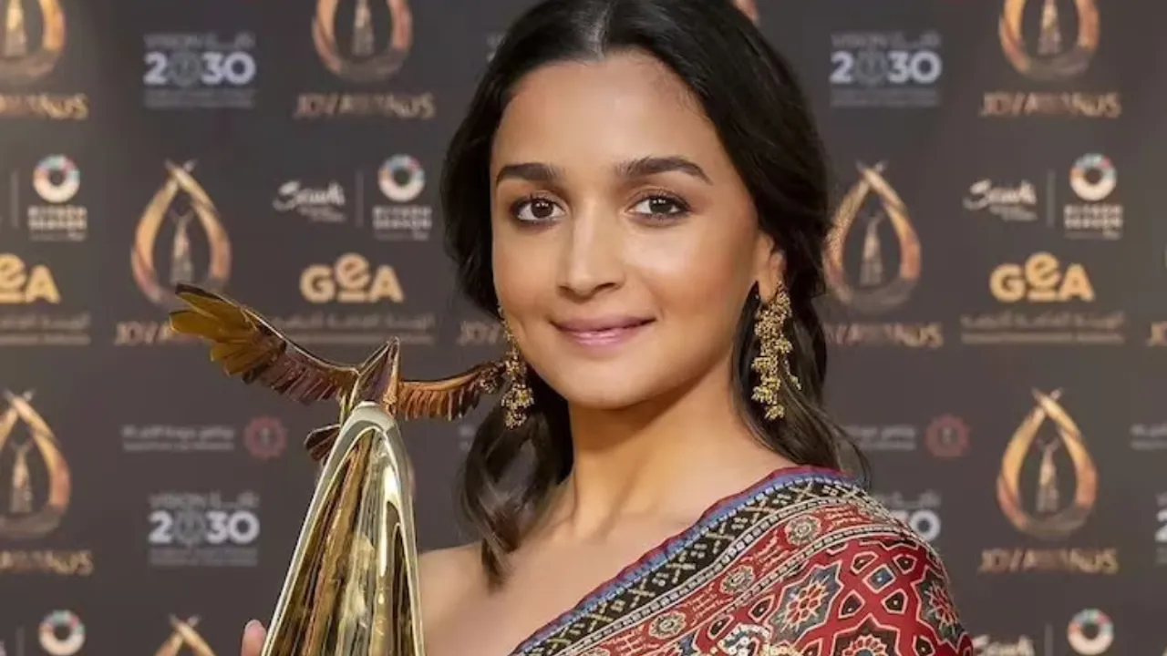 alia b(India Today).png 