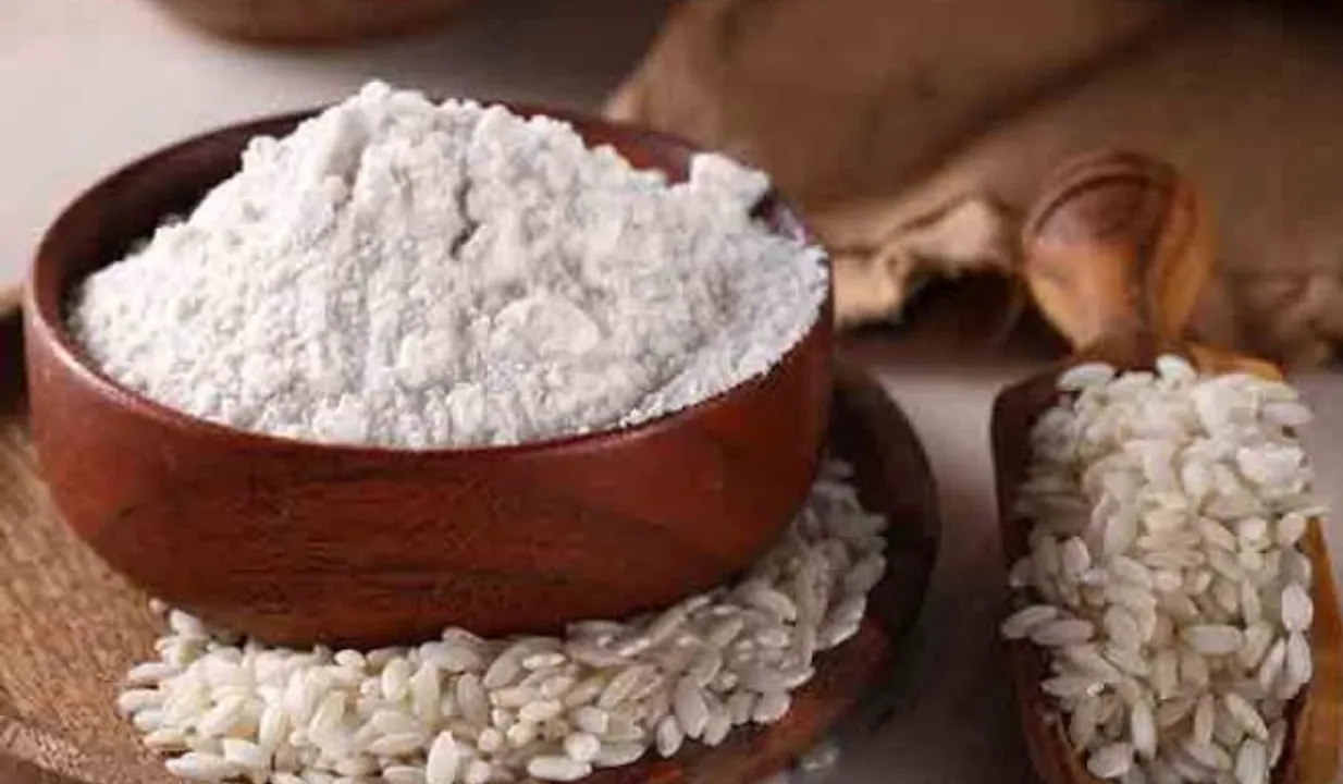  Rice Flour (StyleCraze.com).png