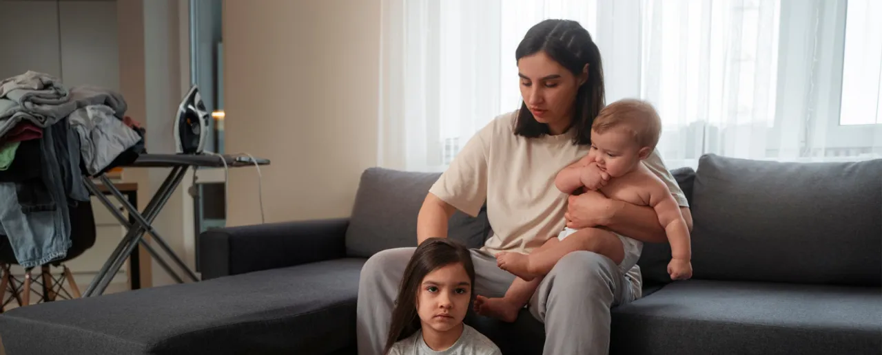 Solo Parenting (Image Credit Freepik)