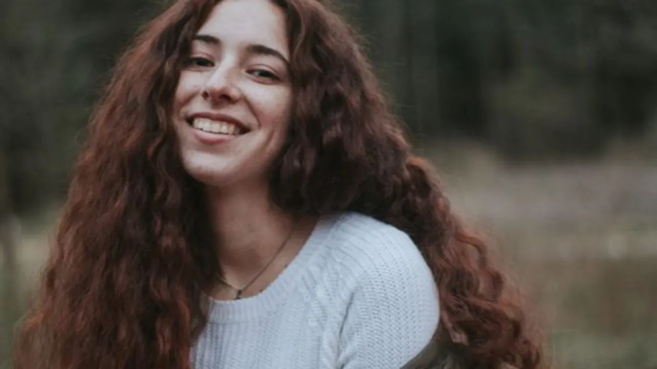 Single (Pinterest).png