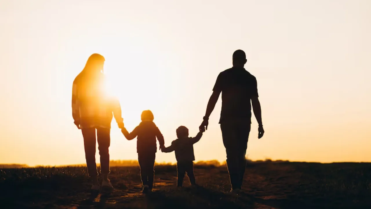  Parenting(freepik)