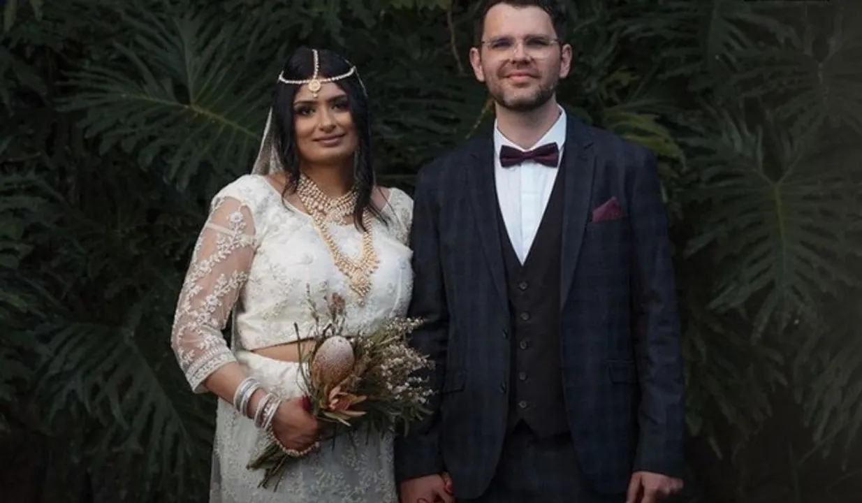 Australian-Man-Travels-To-India-To-Marry-MP-Woman