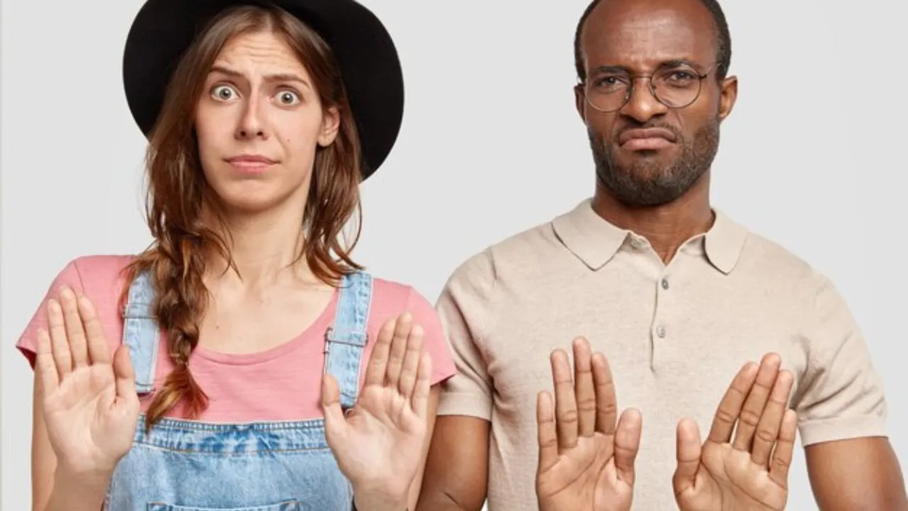 Rude person (freepik).png