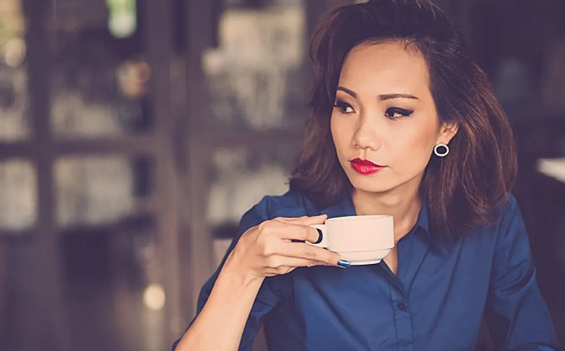 अपने ऑफ़िस क्रश का अटेंशन कैसे पाएँ? ये हैं 8 टिप्स