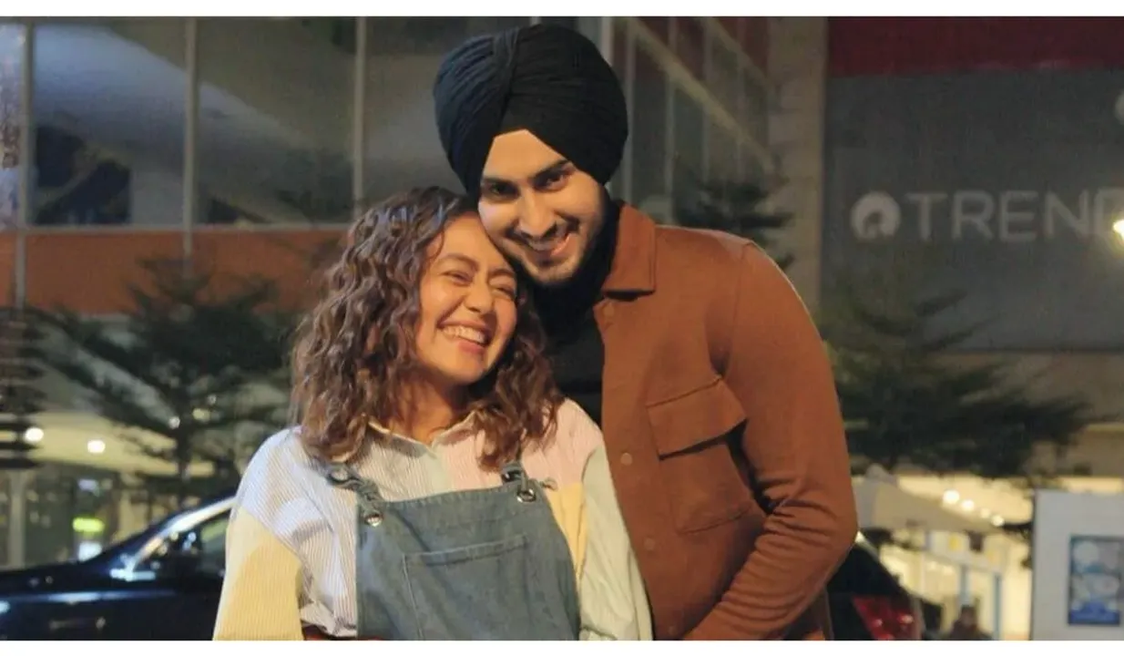 Neha Kakkad's journey: जागरणों में गाने से इंडियन आइडल जज तक का सफर