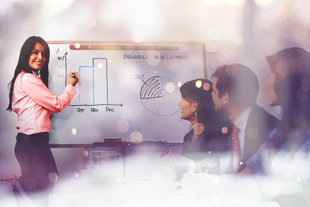 मिल्लेनियल महिलाएं काम और ग्रहकार्य दोनों ही अधिक करती हैं