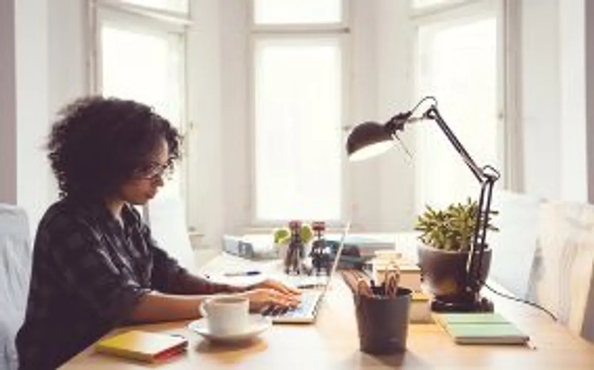 5 Healthy Office Habits: स्वस्थ रहने के लिए अपनाए ये आदतें