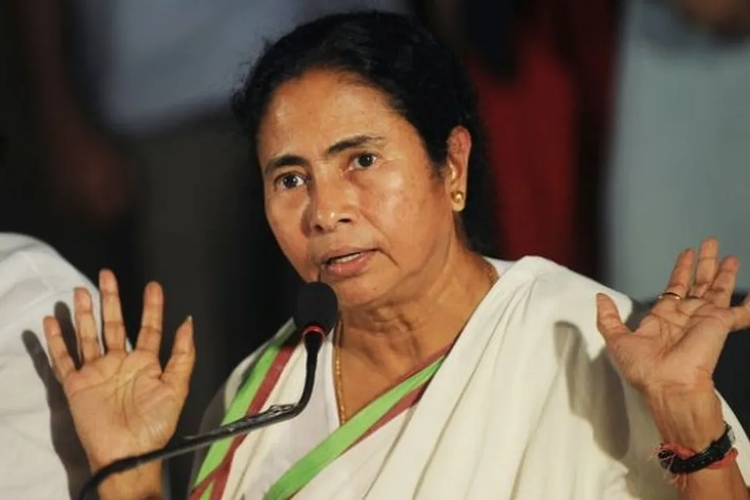 ममता बनर्जी ने पश्चिम बंगाल में लॉकडाउन लगाया- जानिए ये अहम बातें