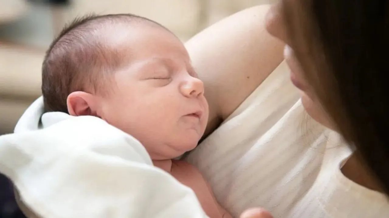Mom's Compromise: क्यों हमेशा मां से कॉम्प्रोमाइज की उम्मीद की जाती है