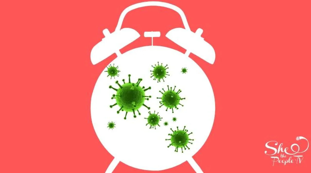 मध्य प्रदेश के इंदौर में 100 वर्ष की महिला को लगा COVID-19 टीका