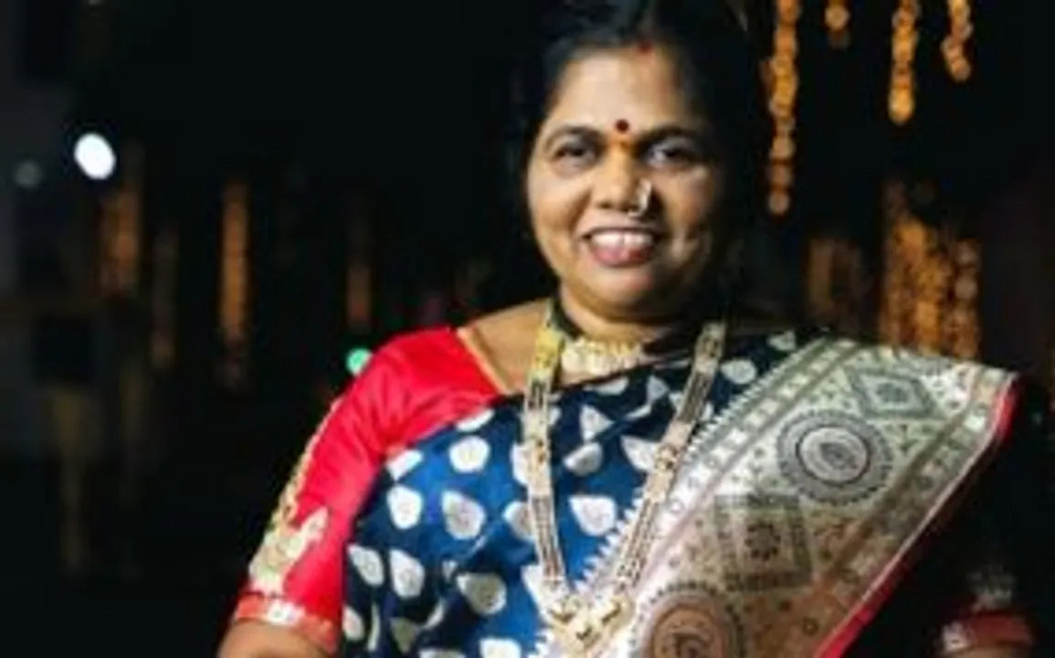 53-Years-Old Woman Clears SSC: स्कूल के 37 साल बाद की तैयारी