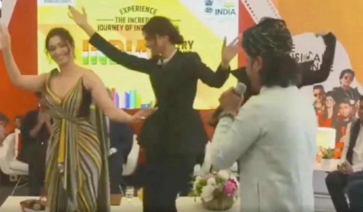 Deepika Padukone Cannes: फेस्टिवल में दीपिका पादुकोण ने किया घूमर 
