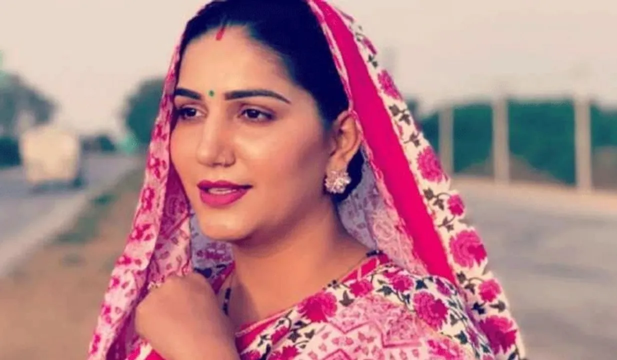 Arrest Warrant Against Sapna Choudhary: डांसर सपना चौधरी के खिलाफ गिरफ्तारी वारंट जारी, जानिए क्या है पूरा मामला 