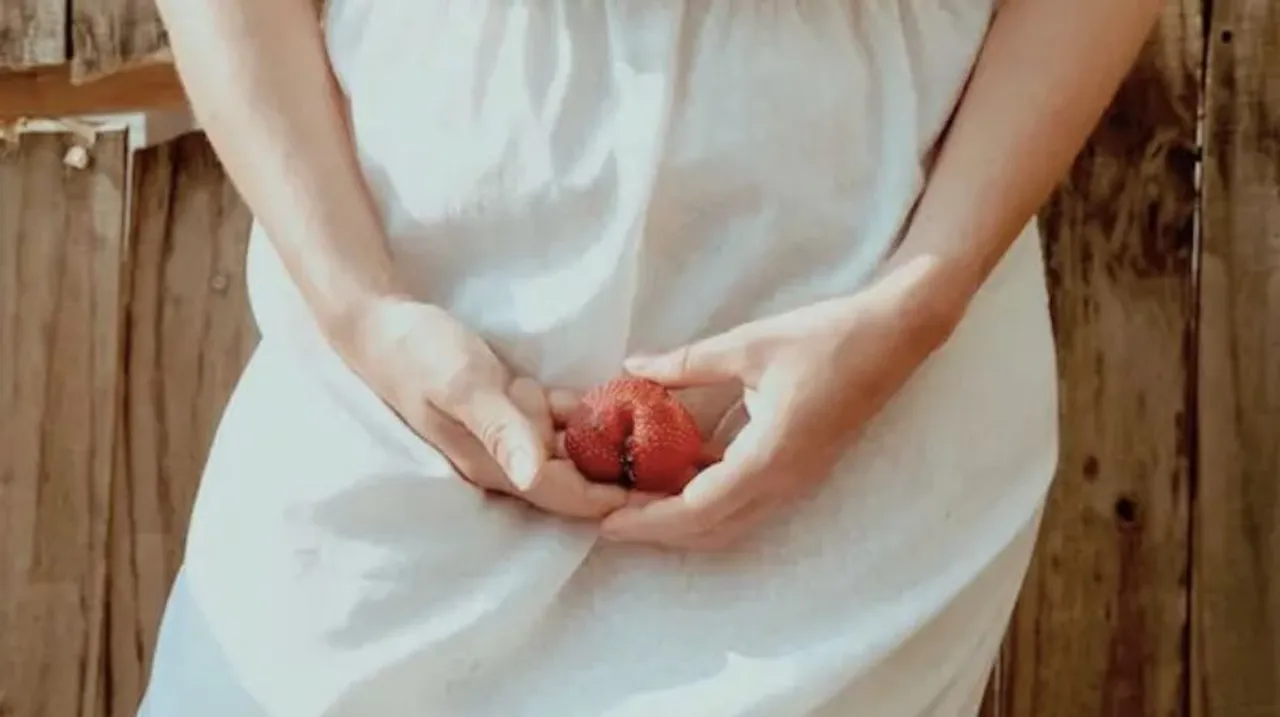 Vaginal Dryness: यह क्या है, क्यों होता है और इसके क्या समाधान हैं?