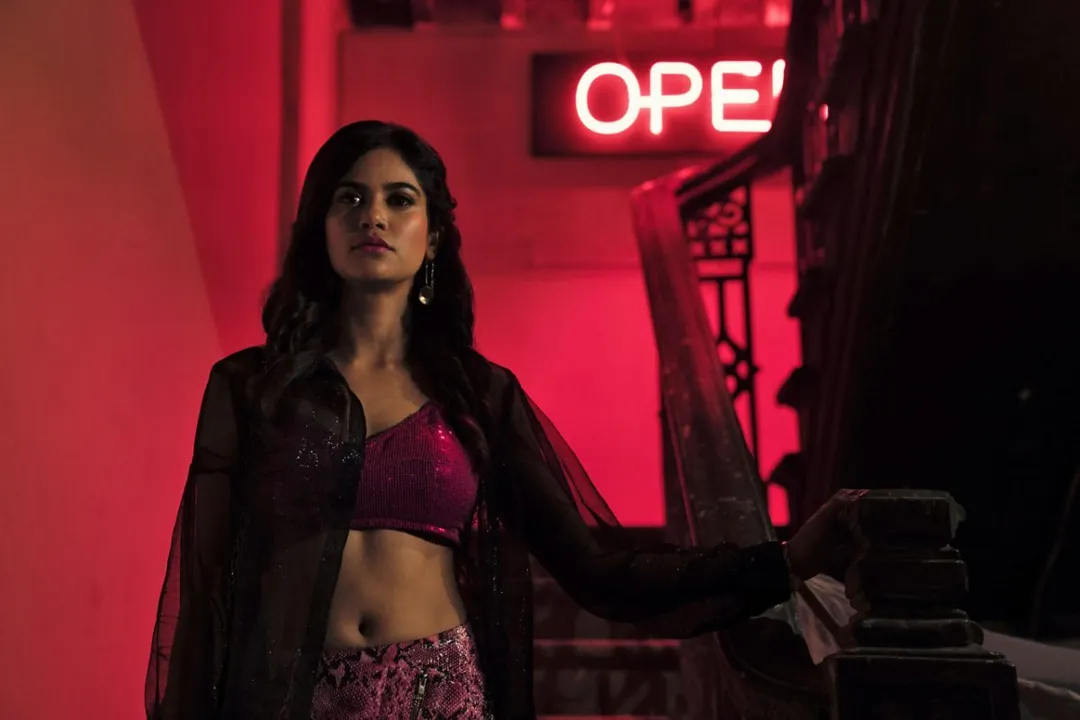 4 Reasons To Watch She :  नेटफ्लिक्स सीरीज देखे बिना नहीं रह पाएंगे 