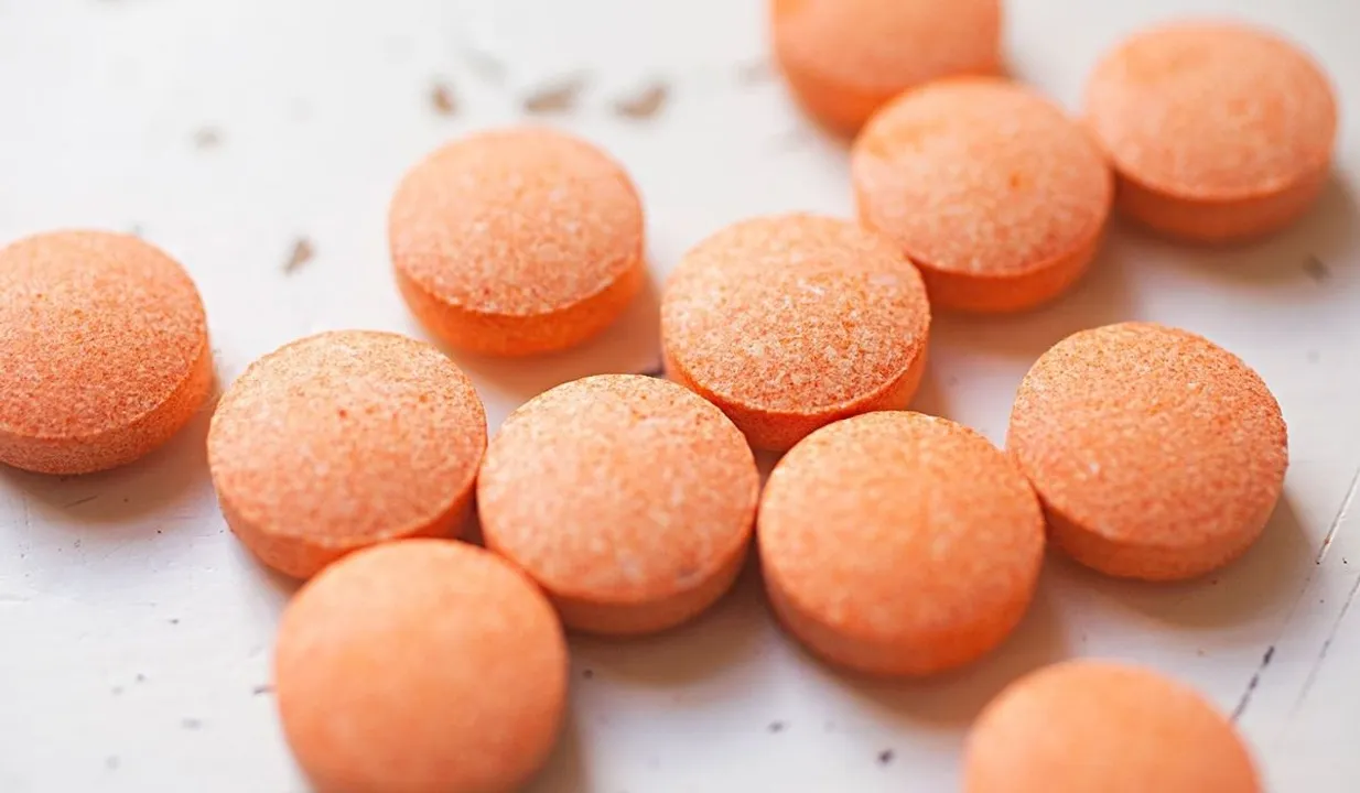 Vitamin C Capsule For Skin: क्या विटामिन C कैप्सूल त्वचा के लिए अच्छे होते है?