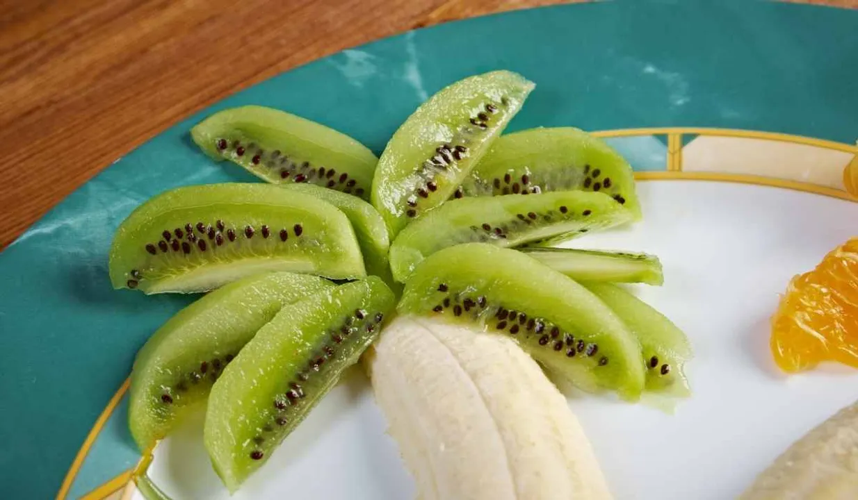 Benefits Of Kiwi: कीवी खाने के फायदे हमारी सेहत के लिए 
