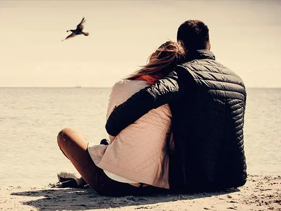 5 Things A Partner Should Keep Private: रिलेशनशिप में रखें गुप्त