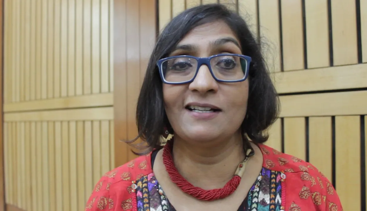 विद्या देशपांडे - एन्त्रेप्रेंयूर बनीं जर्नलिस्ट जो महिलाओं को जगह जगह ले जा रही हैं