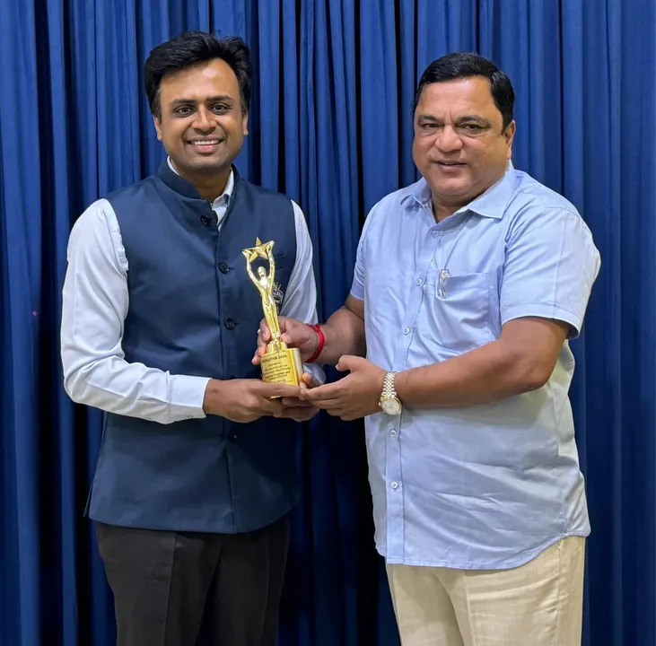 Ashwin Balivada with Honorable Goa Industries Minister Shri. Mauvin Godinho