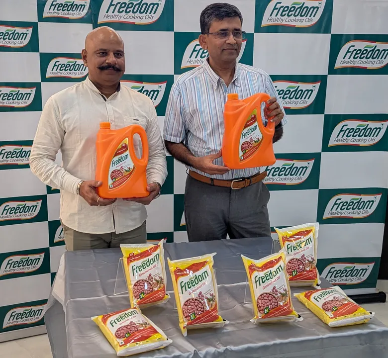 Mr. Chetan Pimpalkhute, General Manager, Marketing, Gemini Edibles & Fats India Ltd & Mr. P. Chandra Shekhara Reddy, Senior Vice President, Sales & Marketing, Freedom