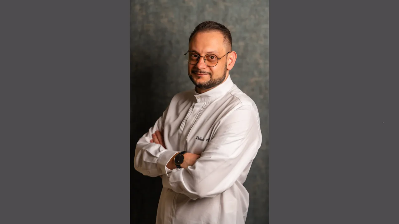 Jw Marriott Mumbai Juhu Chef Roberto Apa hospibuz hospitality lexis