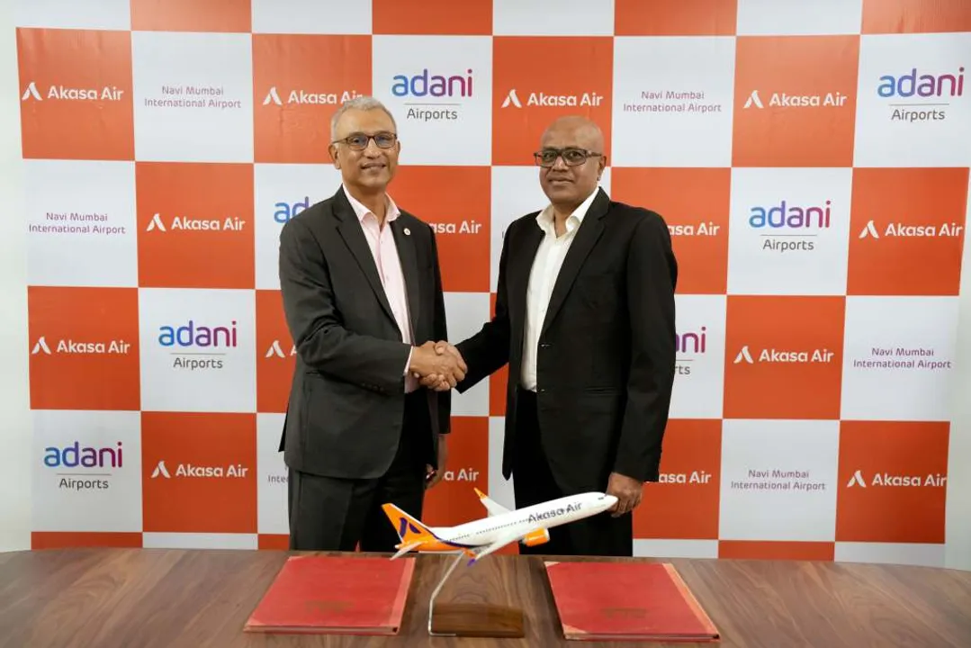 Vinay Dube - Founder and CEO - Akasa Air, Arun Bansal, CEO - AAHL (1)
