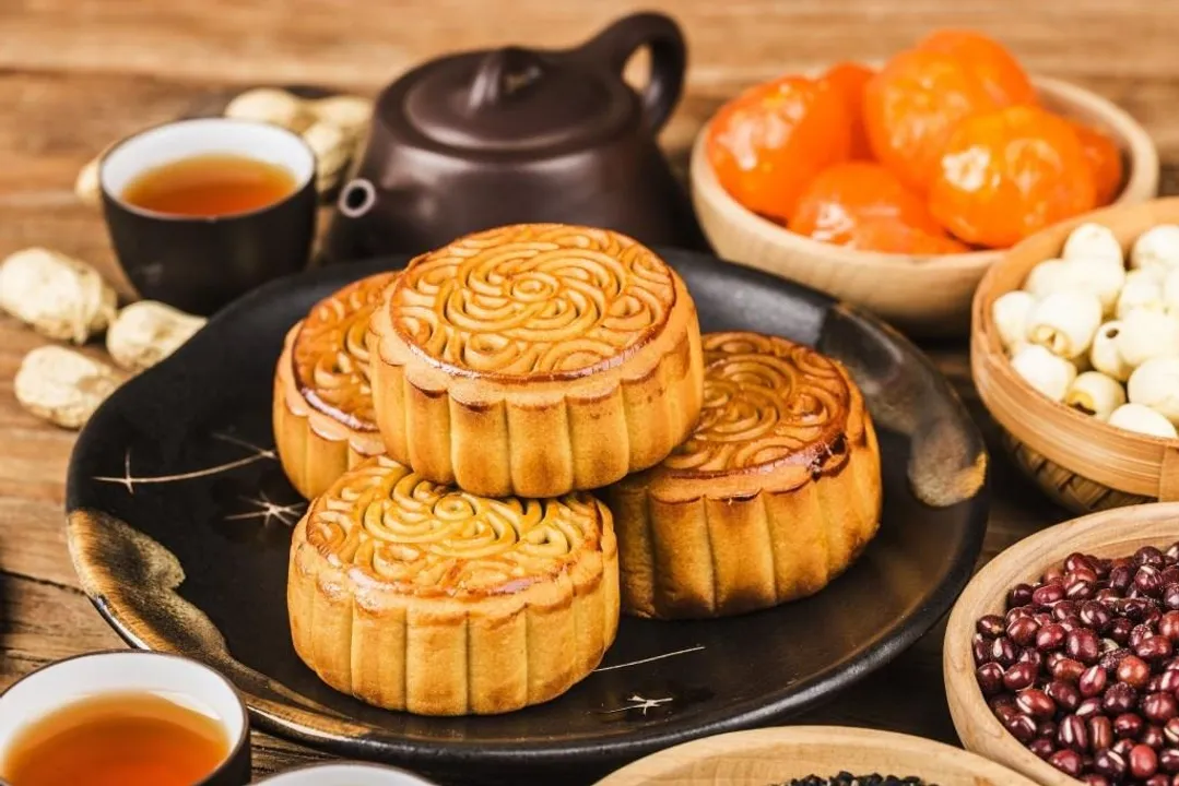 MOON CAKE-1