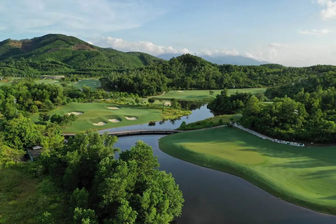 IAGTO Awards Recognition for Ba Na Hills Boosts Vietnam Golf Coast