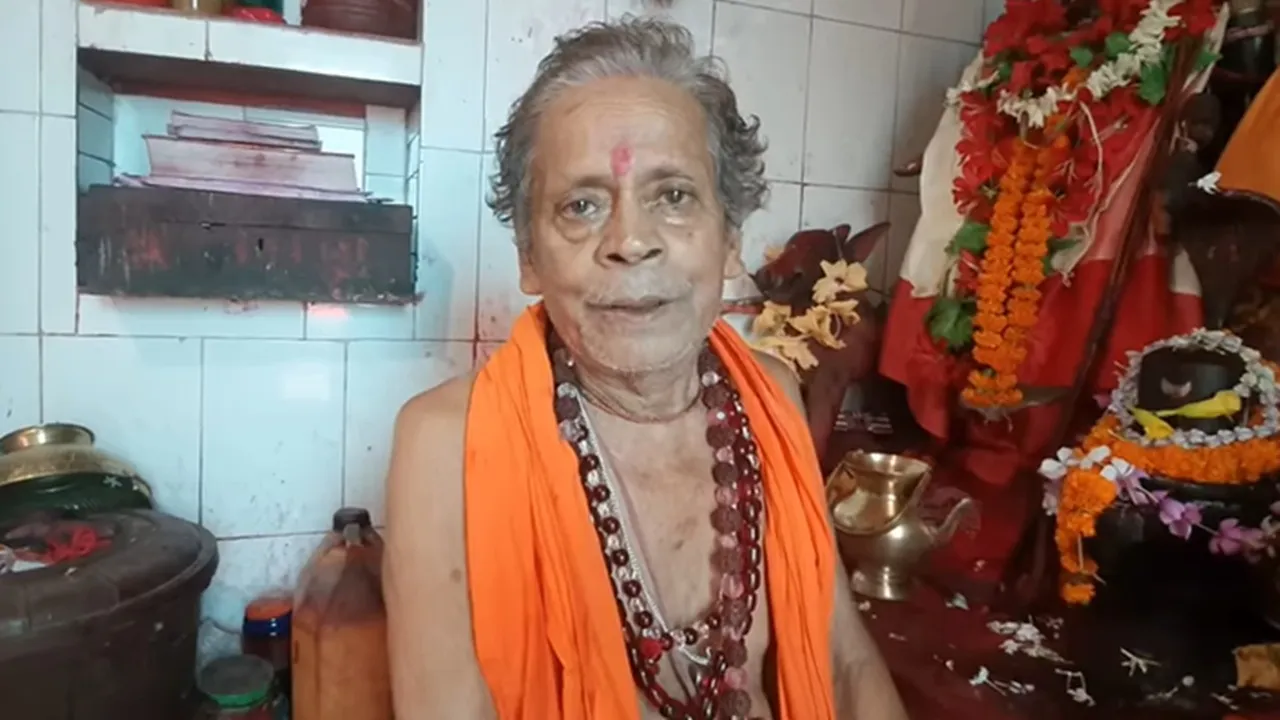 Bishu Baba: তান্ত্রিক বিশু বাবা। 