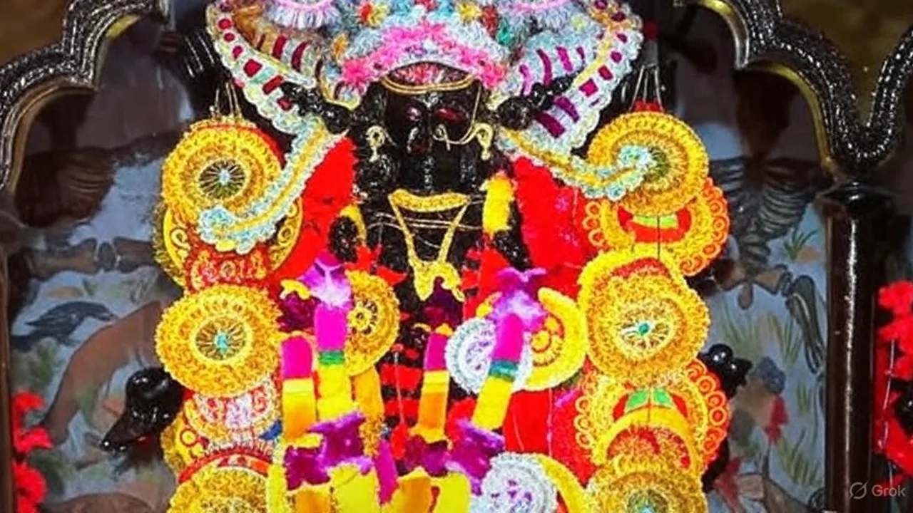 Temple: ৬০০ বছরের পুরোনো জাগ্রত মন্দির