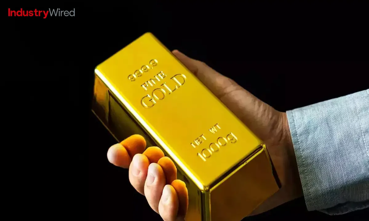  Gold Prices Edge Higher; Traders Await Key US Jobs Report and Fed Updates