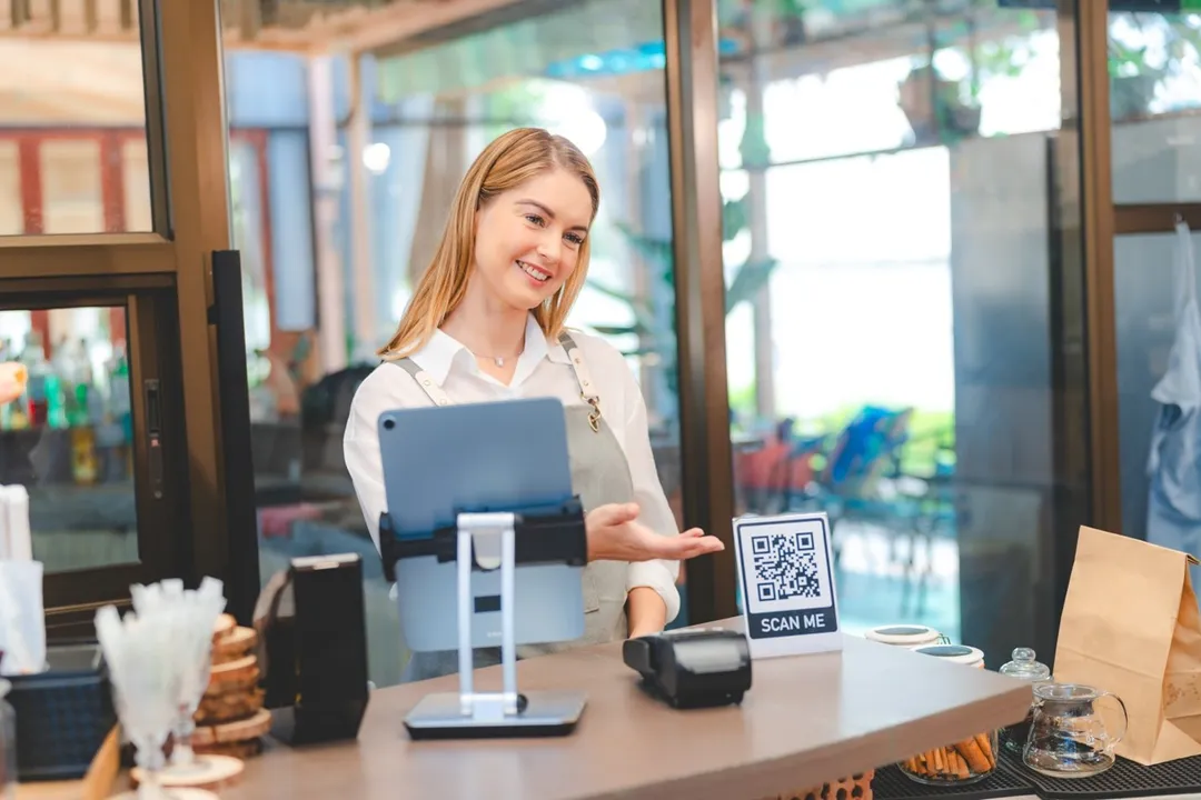  Contactless Dining: Meeting Modern Consumer Expectations with QR Codes