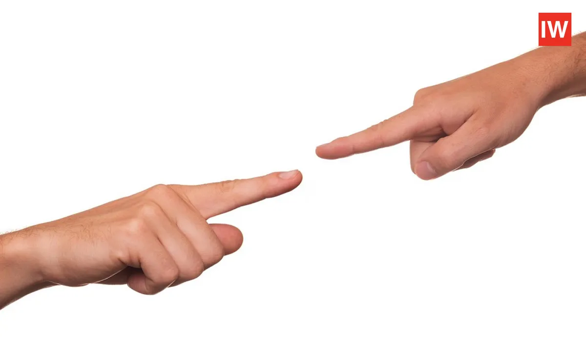  Blame Games in Business: A Quick Fix with Long-Term Consequences