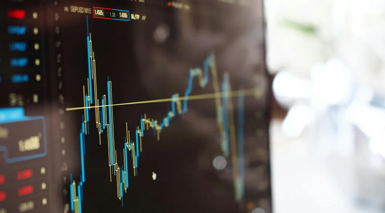  Data-Driven Decision Making: Better Analytics for Business Growth in 2025