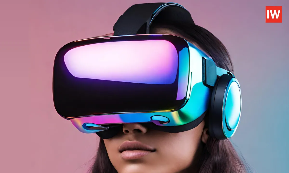  Mixed Reality Devices: Bridging AR and VR