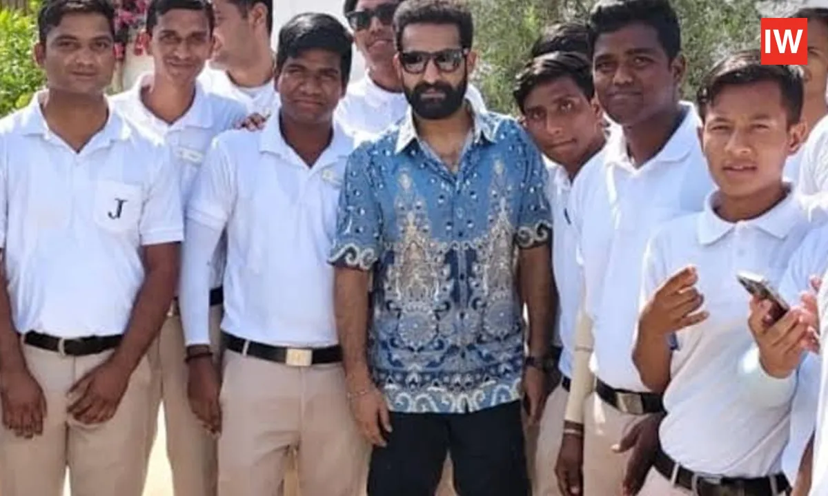  Jr NTR’s Shocking Weight Loss in Dubai Photo—Fans Ask, Is It Ozempic