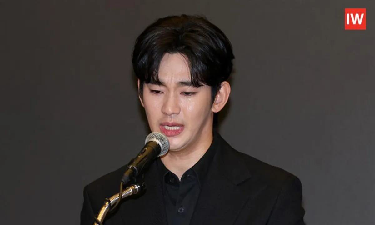  Kim Soo-Hyun Hits Back Hard in Grooming Scandal Twist