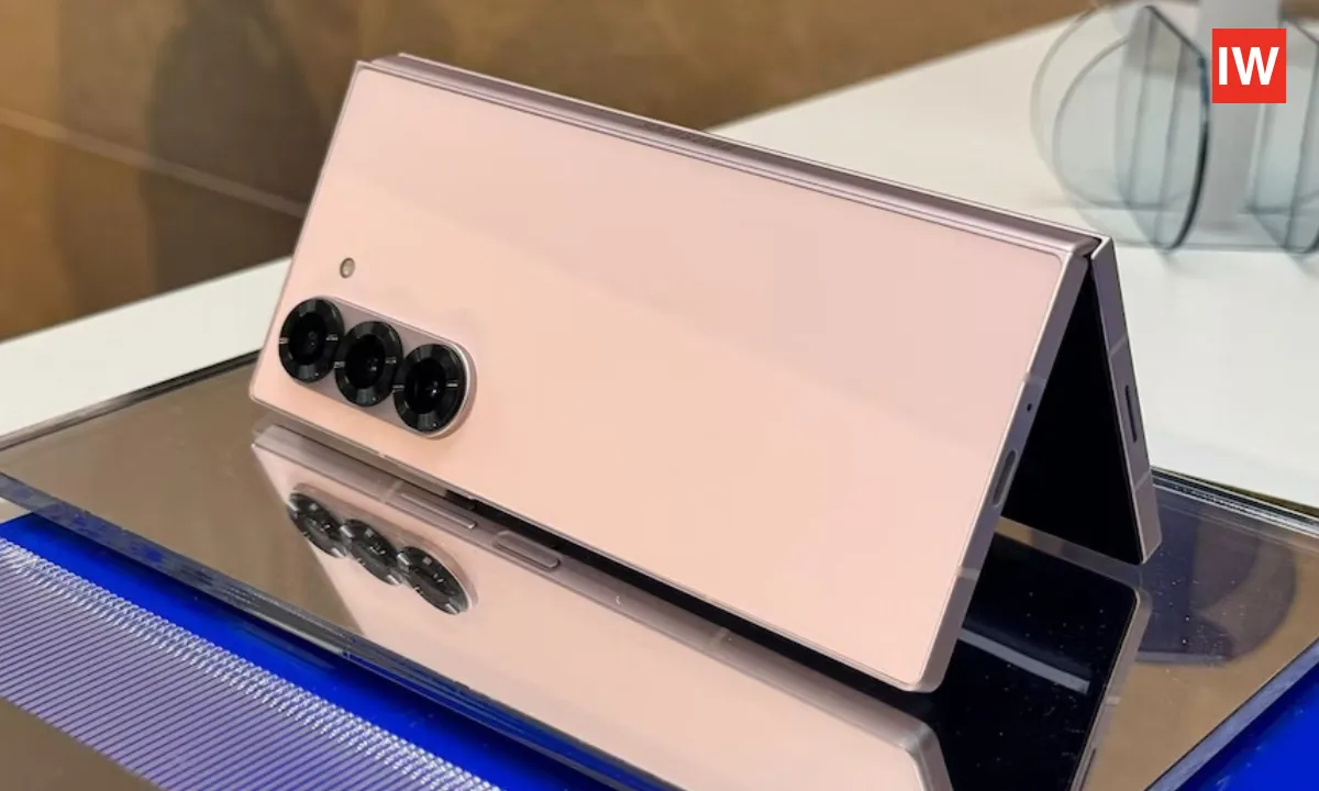  Samsung Set to Drop 'Ultra' Foldable Bombshell at Unpacked 2025