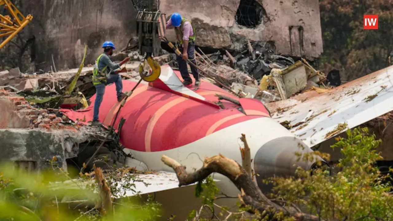  Air India Crash Probe Narrows to Possible Dual Engine Failure and Electrical Fault in Ahmedabad Dreamliner Tragedy