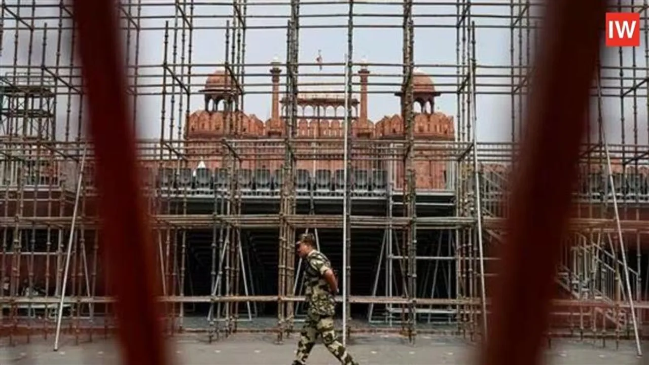  Red Fort Bomb Drill Shock: 7 Delhi Cops Suspended for Lapse