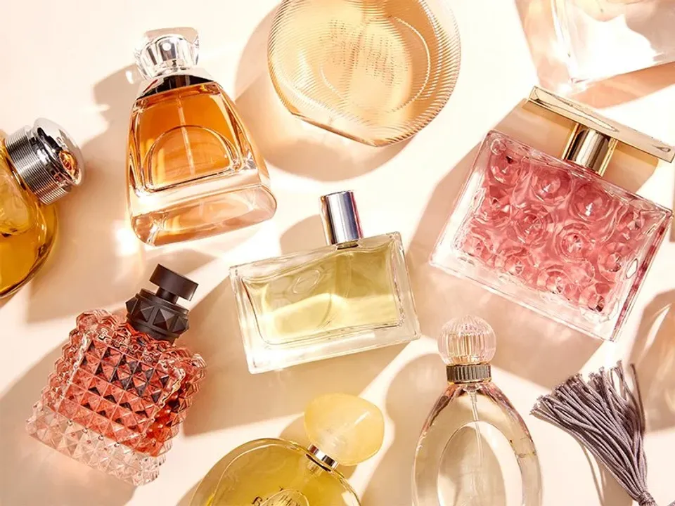  Day-to-Night Magic: The Best Versatile Fragrances That Evolve with Your Busy Lifestyle
