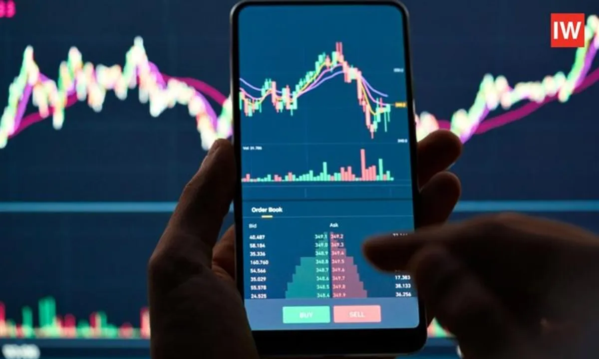  Stock Market Today: Sensex at 80,718, Nifty 50 Holds 24,734