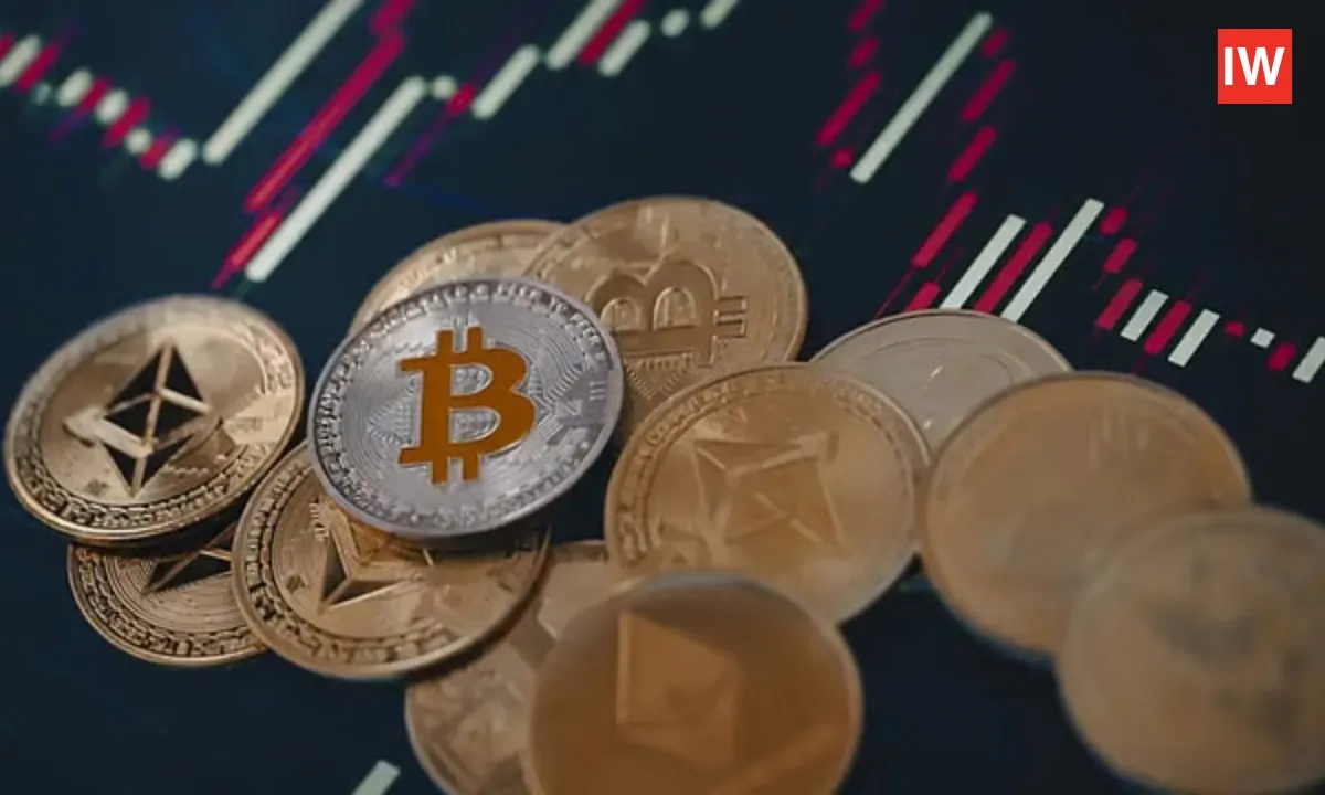  Crypto Price Today: Bitcoin Near $117,000, Ethereum Holds at $4,500