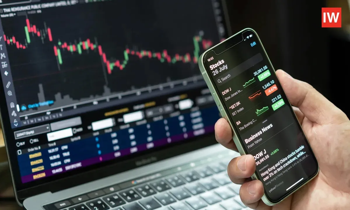  Stock Market Today: Sensex Rises 210 pts to 82,370, Nifty 50 Above 25,200
