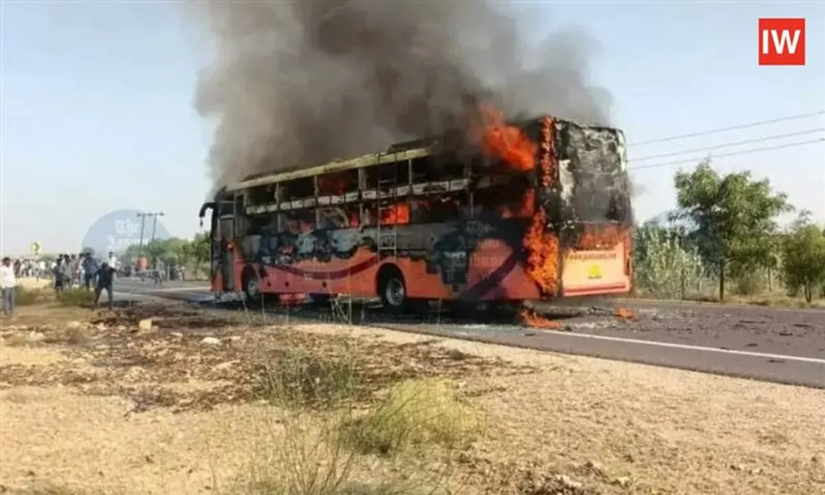  Tragedy in Jaisalmer: 20 Passengers Burnt Alive, 16 Injured as Bus Catches Fire; PM Announces Ex-Gratia