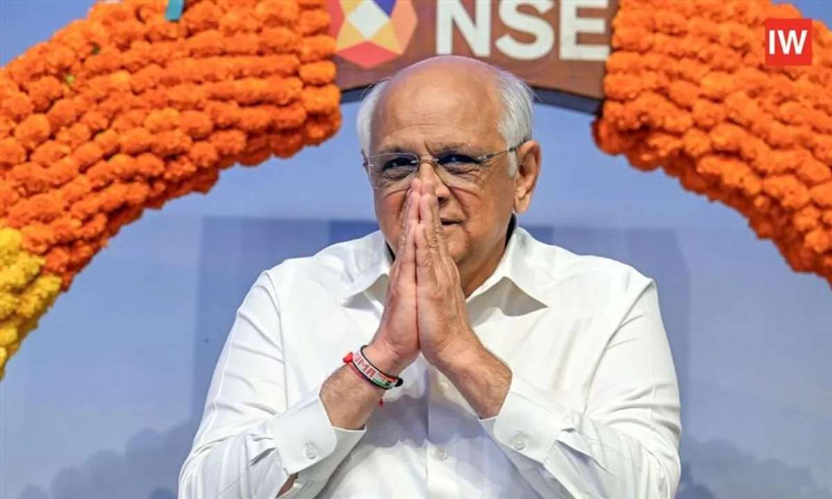  Gujarat Cabinet Expansion: All Ministers Resign Except One